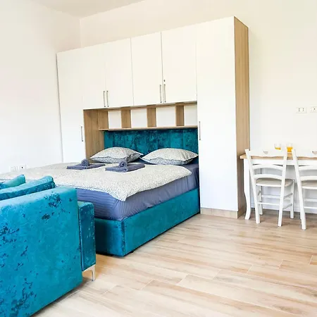 1 Bedroom 1185
